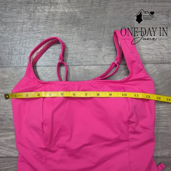 Cupshe Lace Up Nack One Piece Swimsuit Size M - Picture 5 of 7